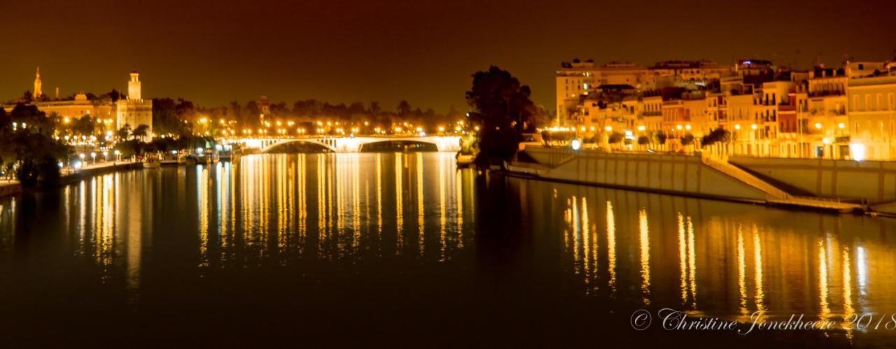 Rg Plaza De Espana Seville